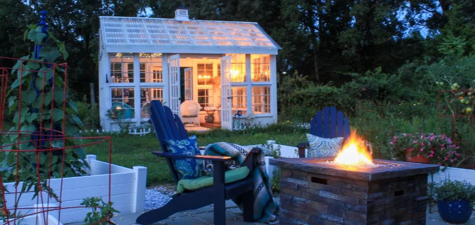 Pourquoi installer dans une serre de jardin